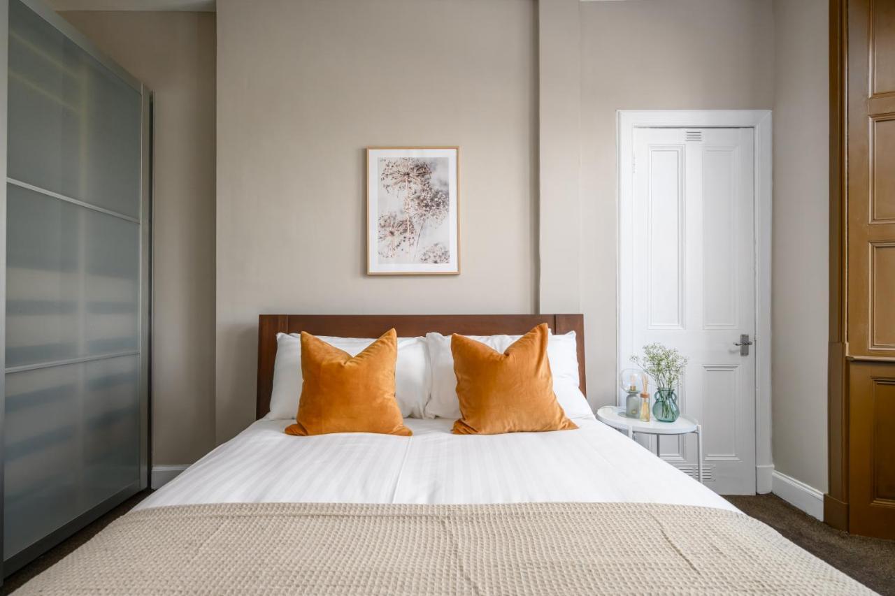 The Holyrood Park Apartment 爱丁堡 外观 照片